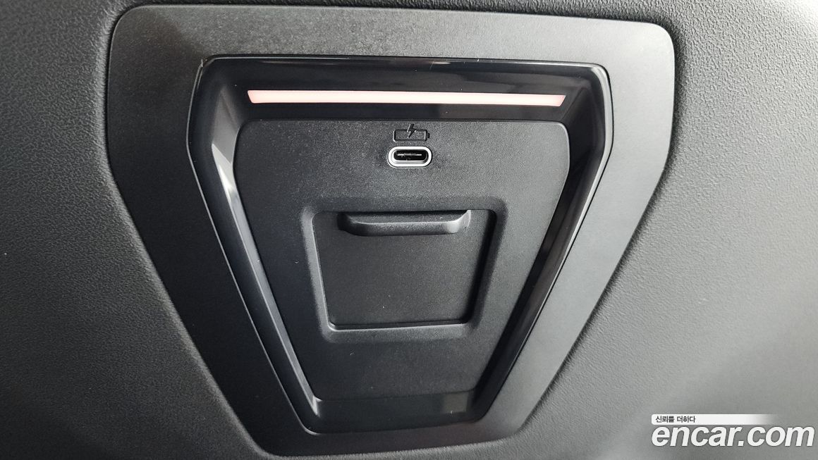 BMW 5-Series 2024