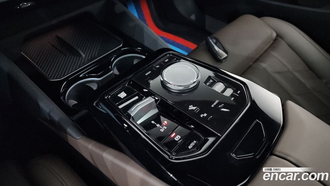 BMW 5-Series 2024