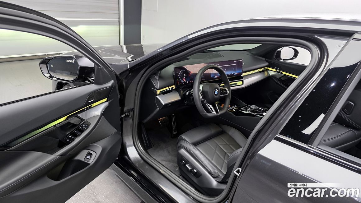 BMW 5-Series 2025