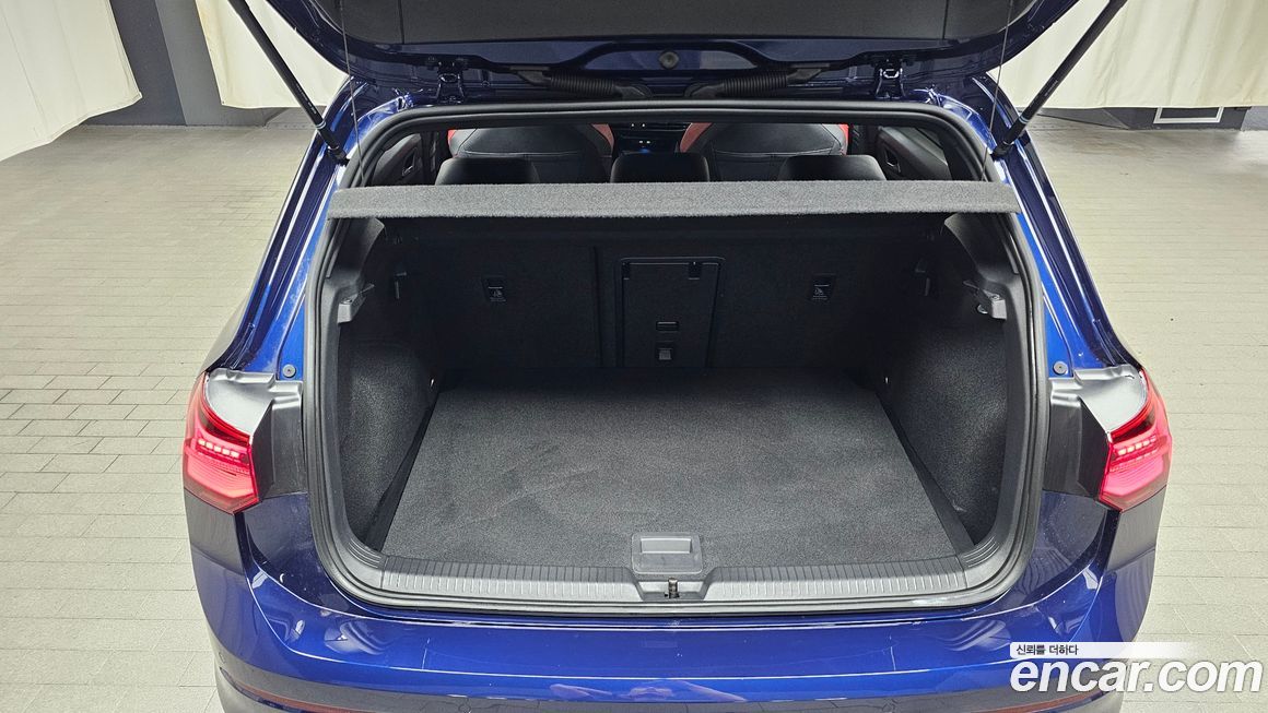 Volkswagen Golf 2024