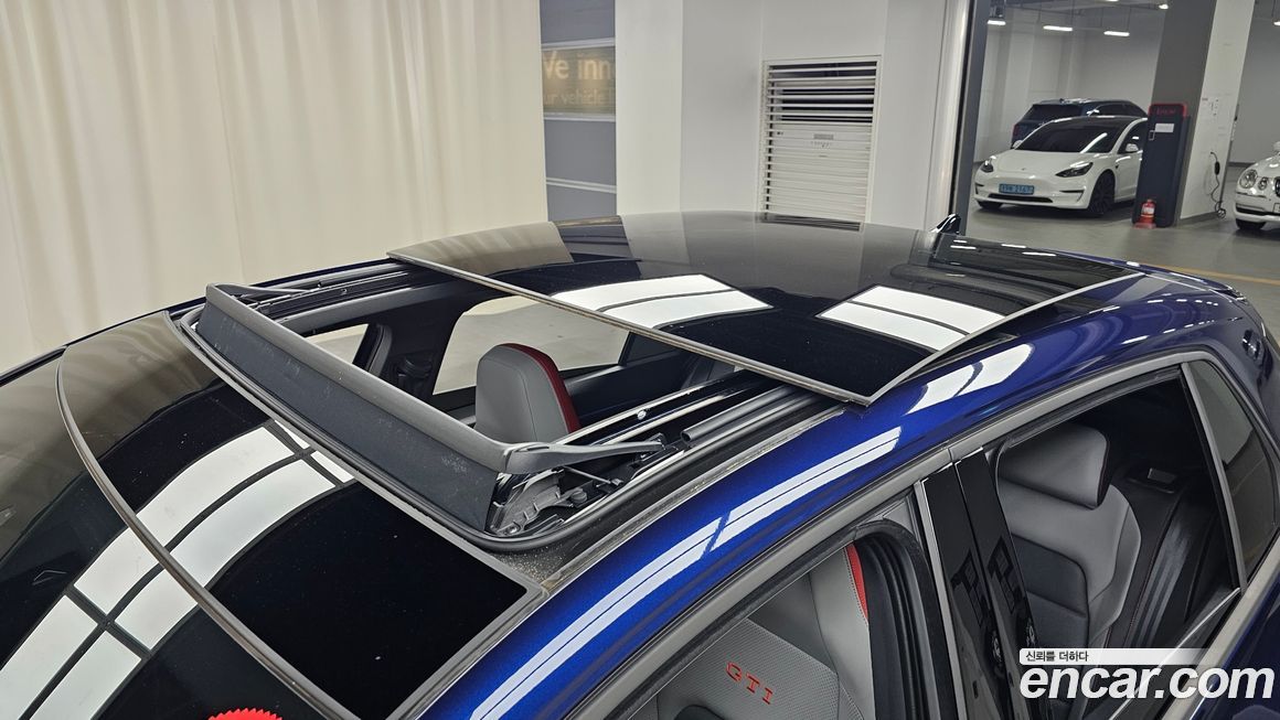Volkswagen Golf 2024