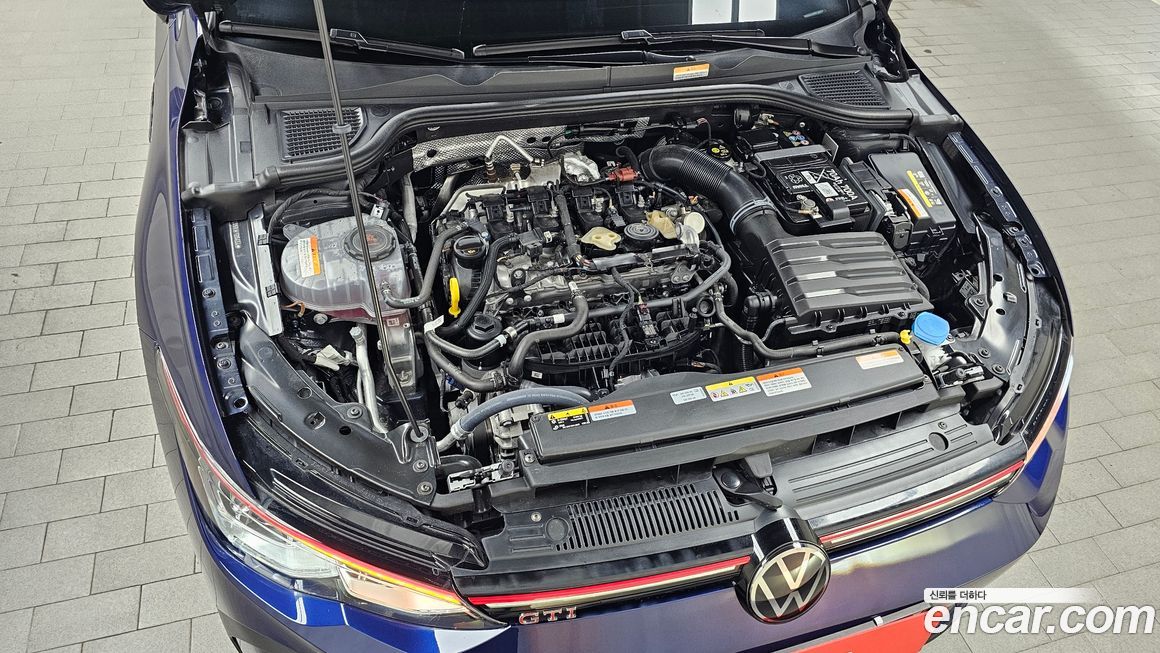Volkswagen Golf 2024