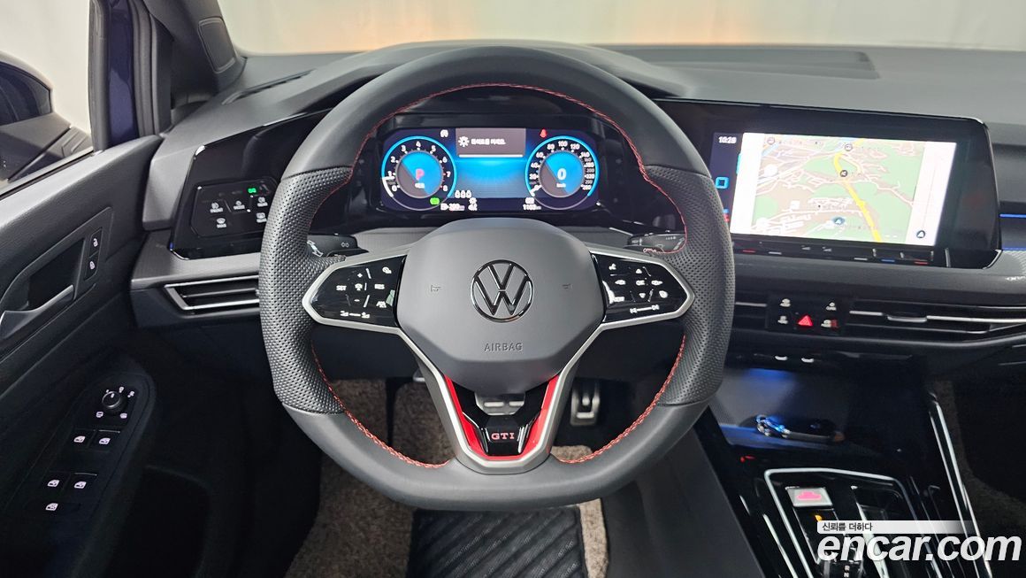 Volkswagen Golf 2024