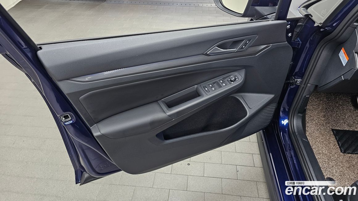 Volkswagen Golf 2024
