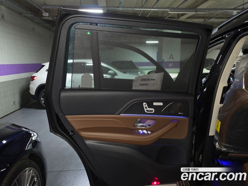 Mercedes-Benz GLS-Class 2025