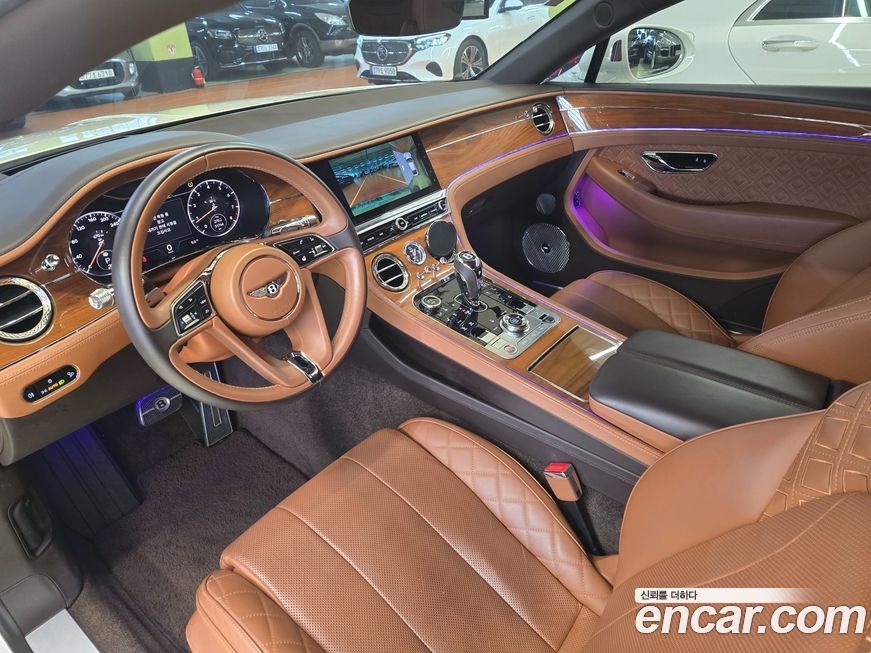 Bentley Continental 2020