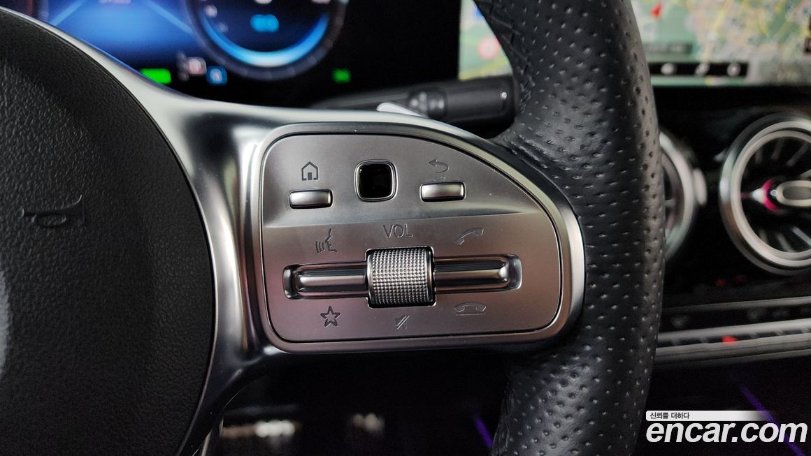 Mercedes-Benz EQA 2023