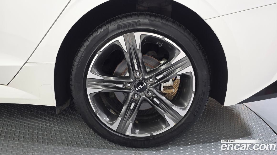 Kia K5 2023