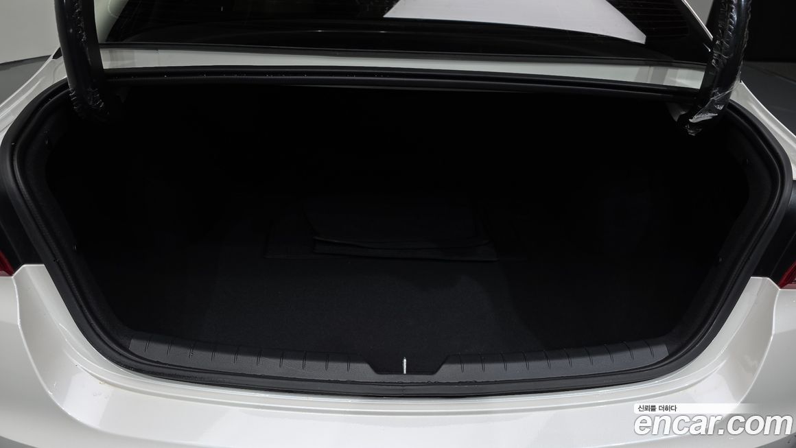 Kia K5 2023