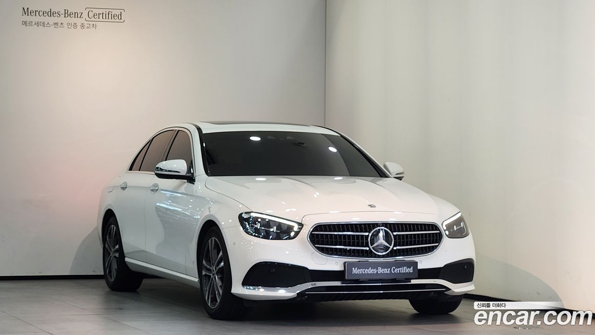Mercedes-Benz E-Class 2023