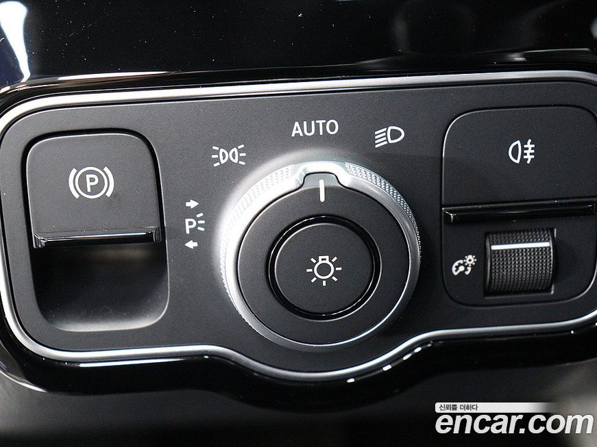 Mercedes-Benz CLA-Class 2024