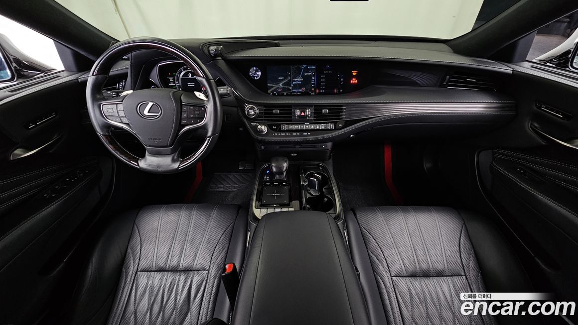 Lexus LS 2018