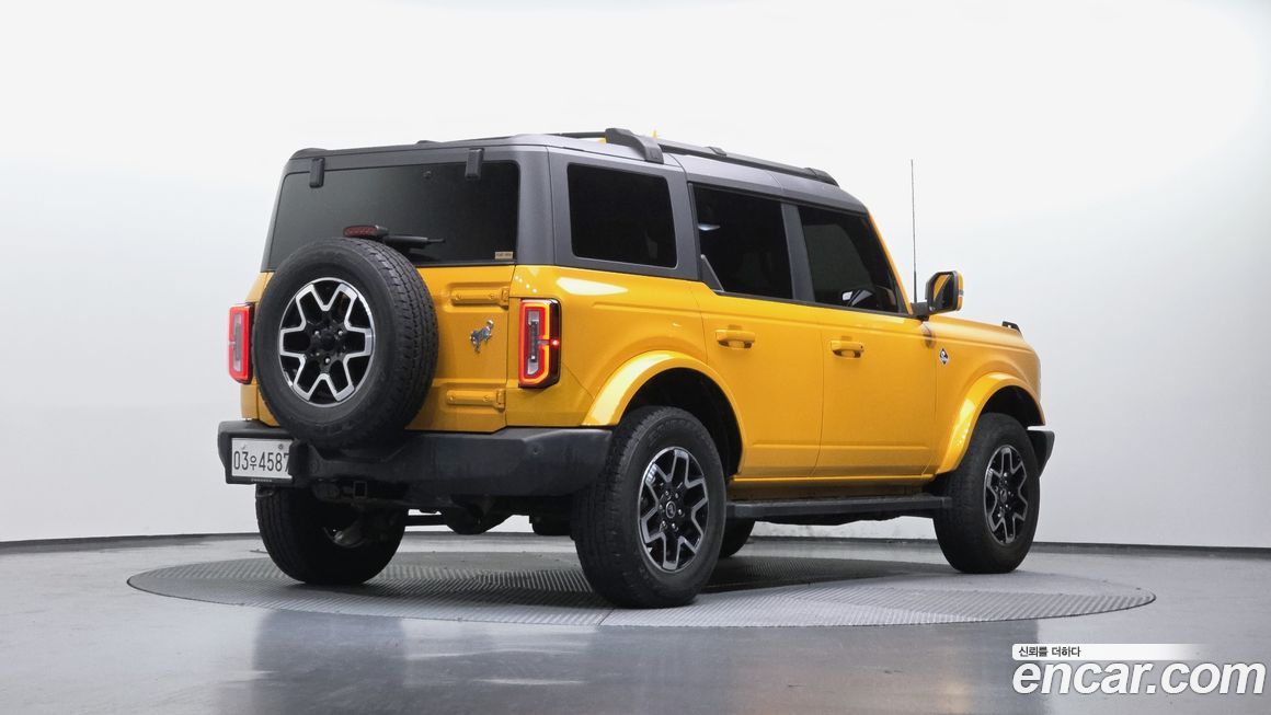 Ford Bronco 2022