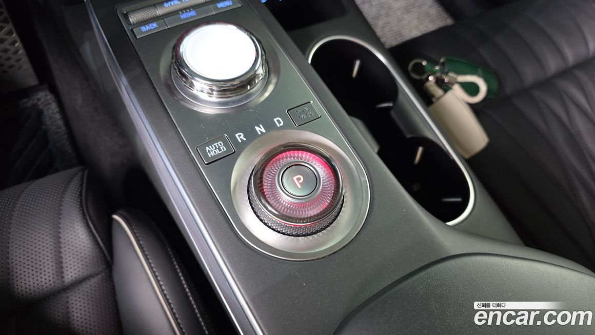 Genesis GV70 2023