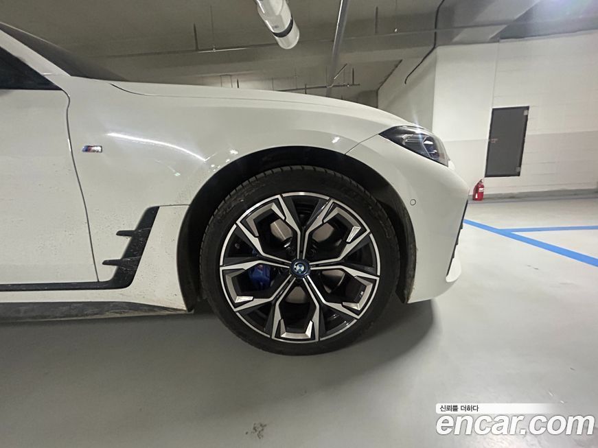 BMW i4 2024