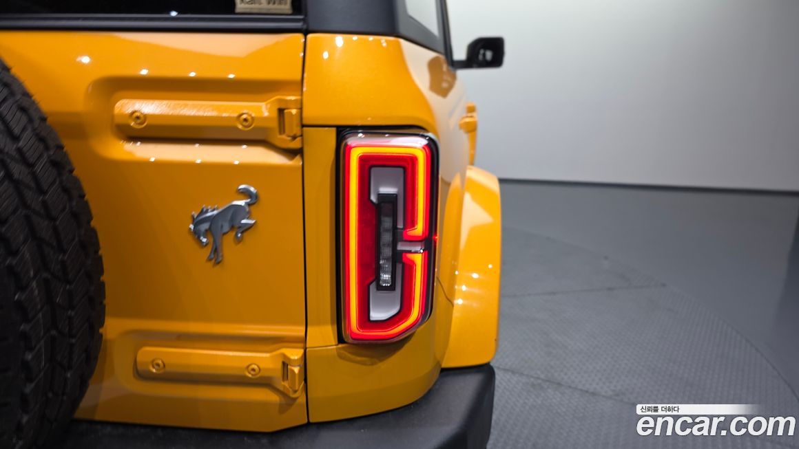 Ford Bronco 2022