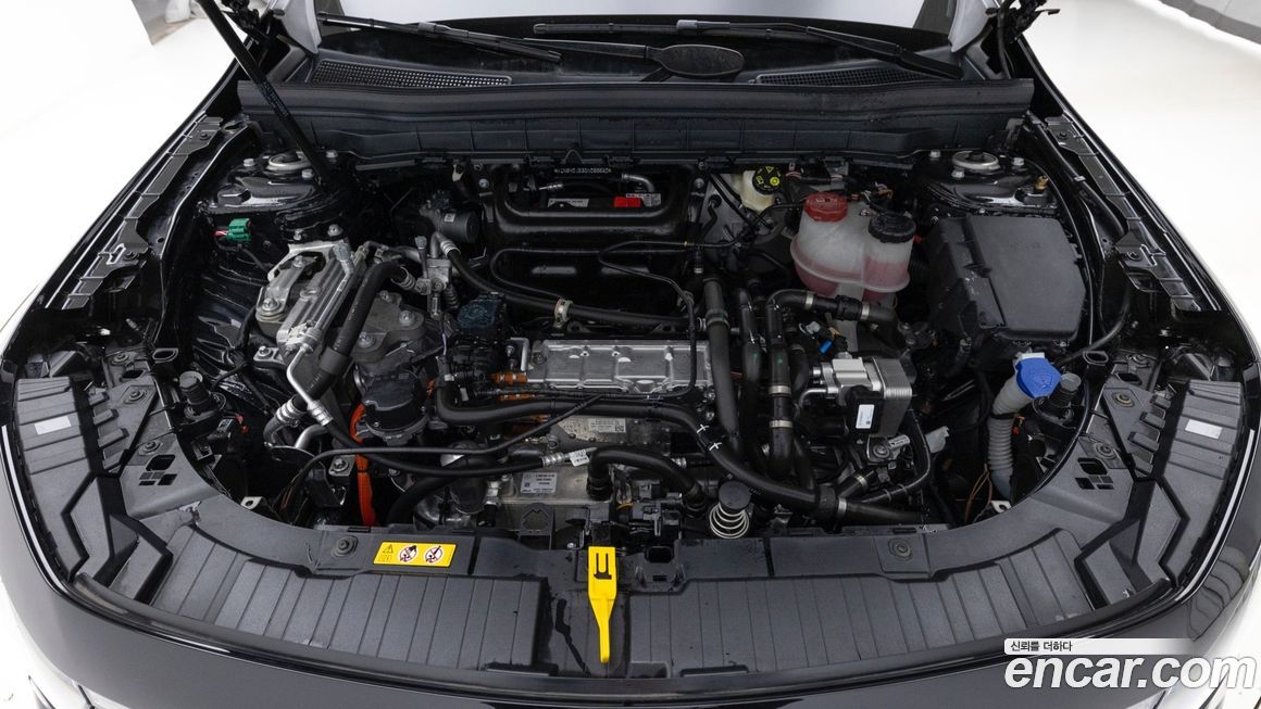 Mercedes-Benz EQB 2025