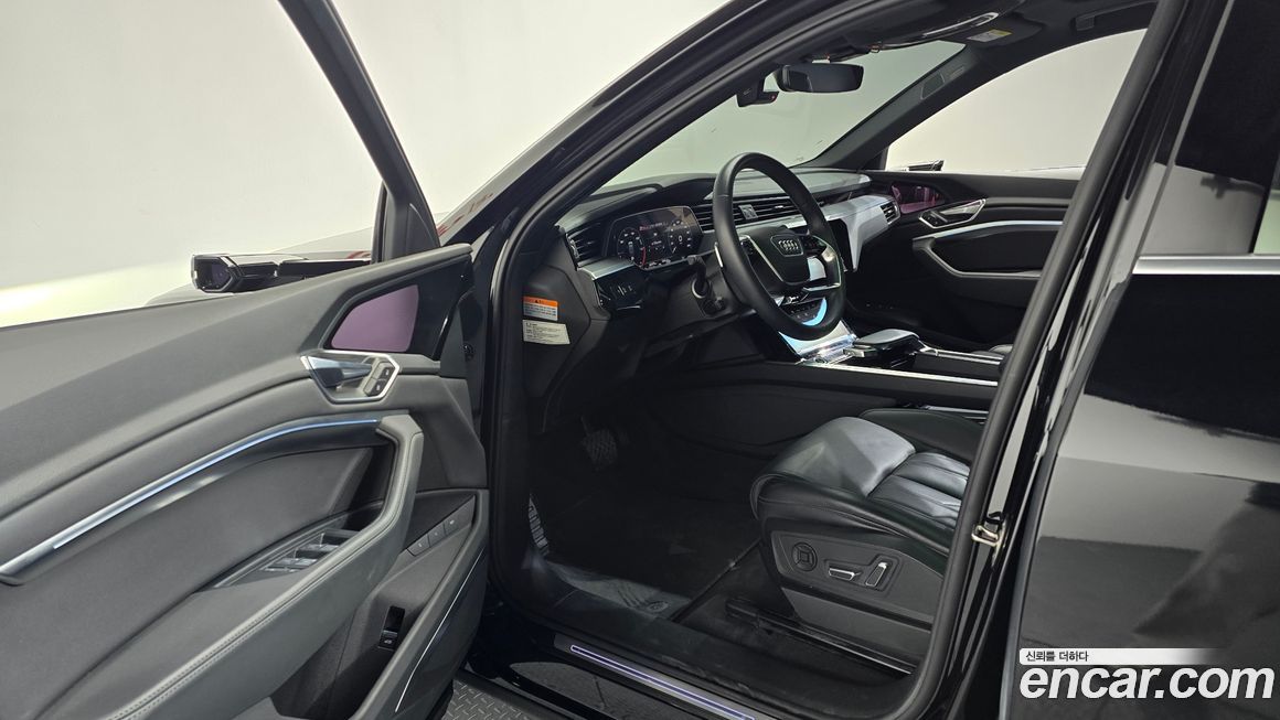 Audi e-tron 2022