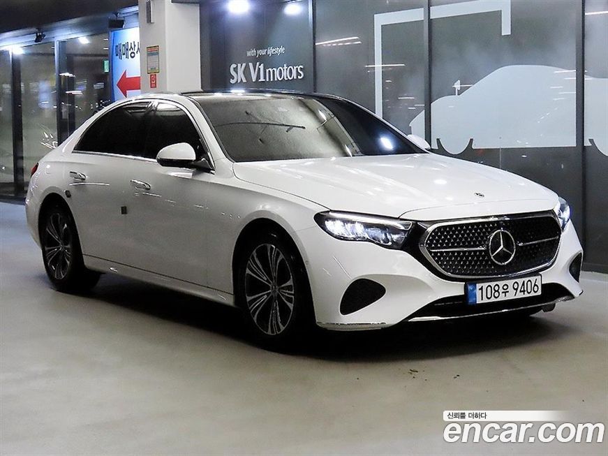 Mercedes-Benz E-Class 2024