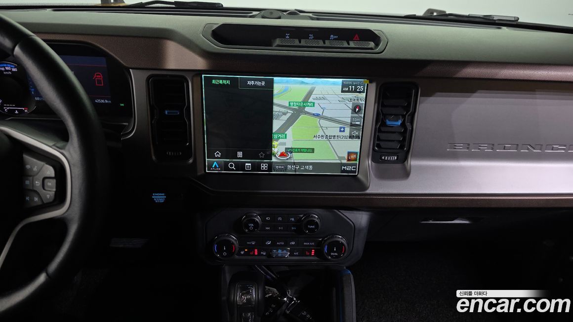 Ford Bronco 2022