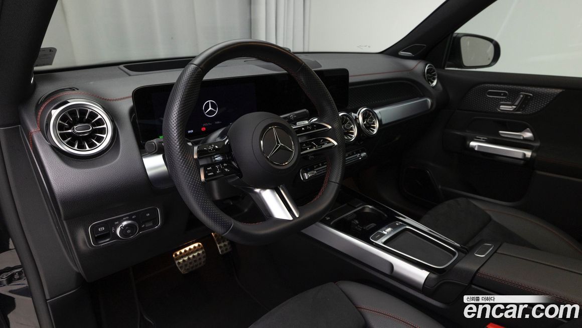 Mercedes-Benz EQB 2025
