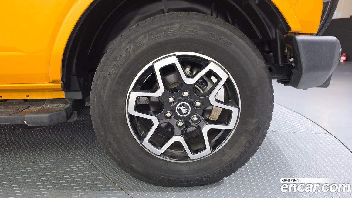 Ford Bronco 2022