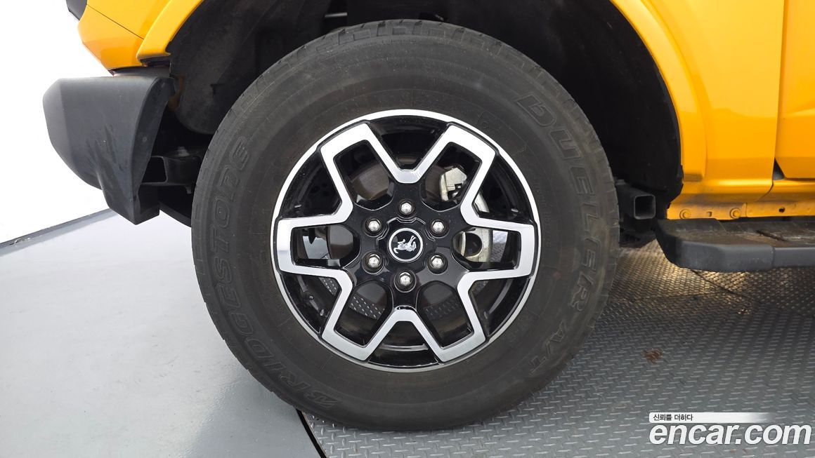 Ford Bronco 2022