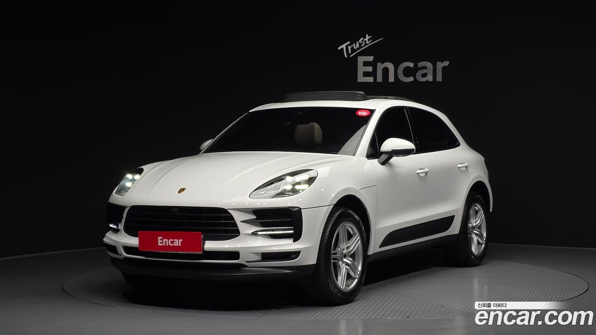 Porsche Macan 2021