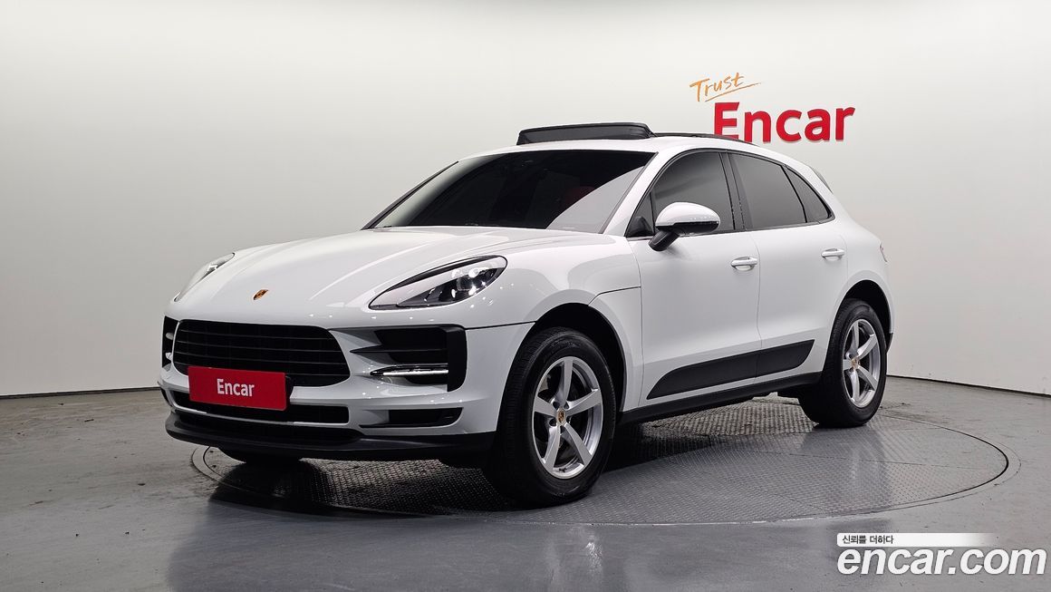 Porsche Macan 2021