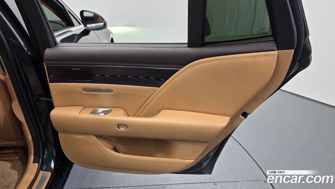Genesis G90 2022