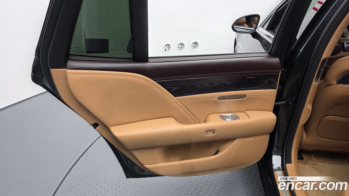 Genesis G90 2022