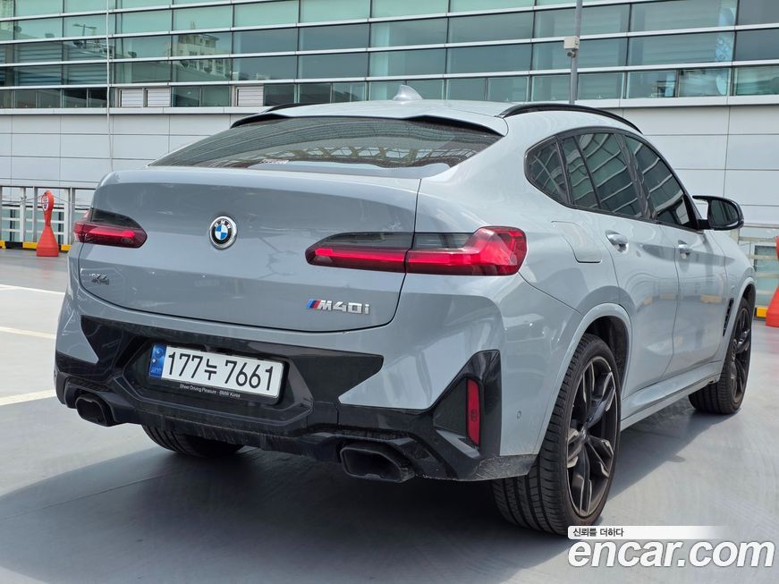 BMW X4 2023