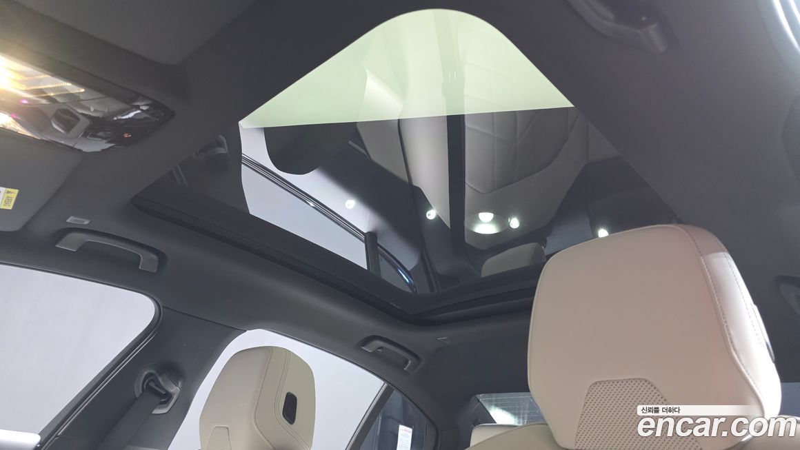BMW 5-Series 2024