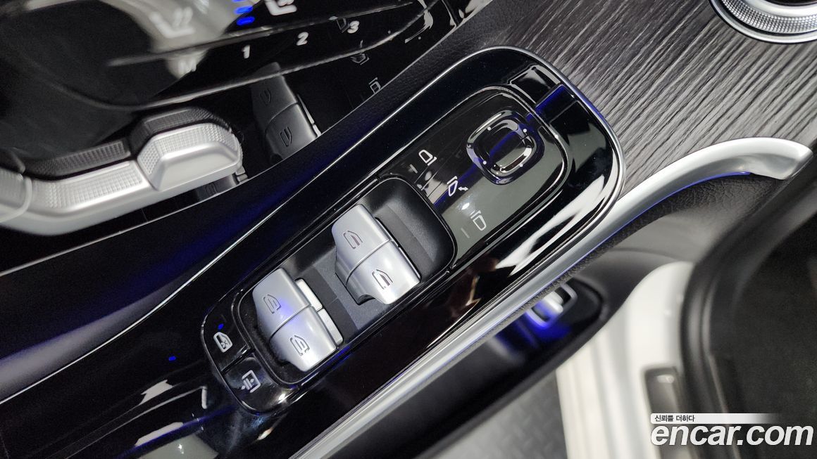 Mercedes-Benz S-Class 2021