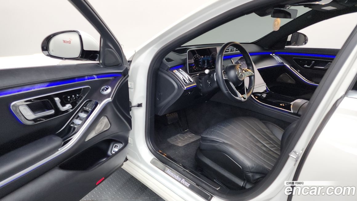 Mercedes-Benz S-Class 2021