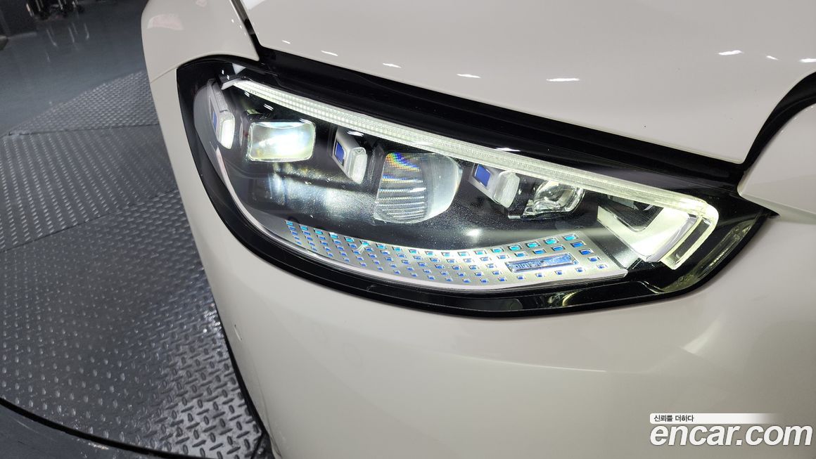 Mercedes-Benz S-Class 2021