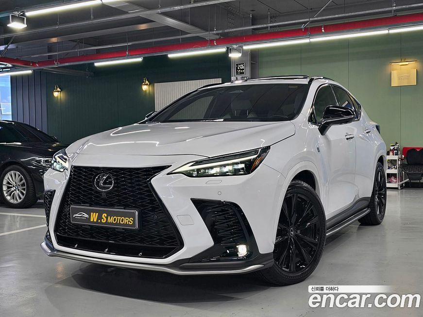 Lexus NX 2024