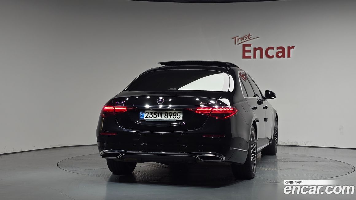 Mercedes-Benz S-Class 2022
