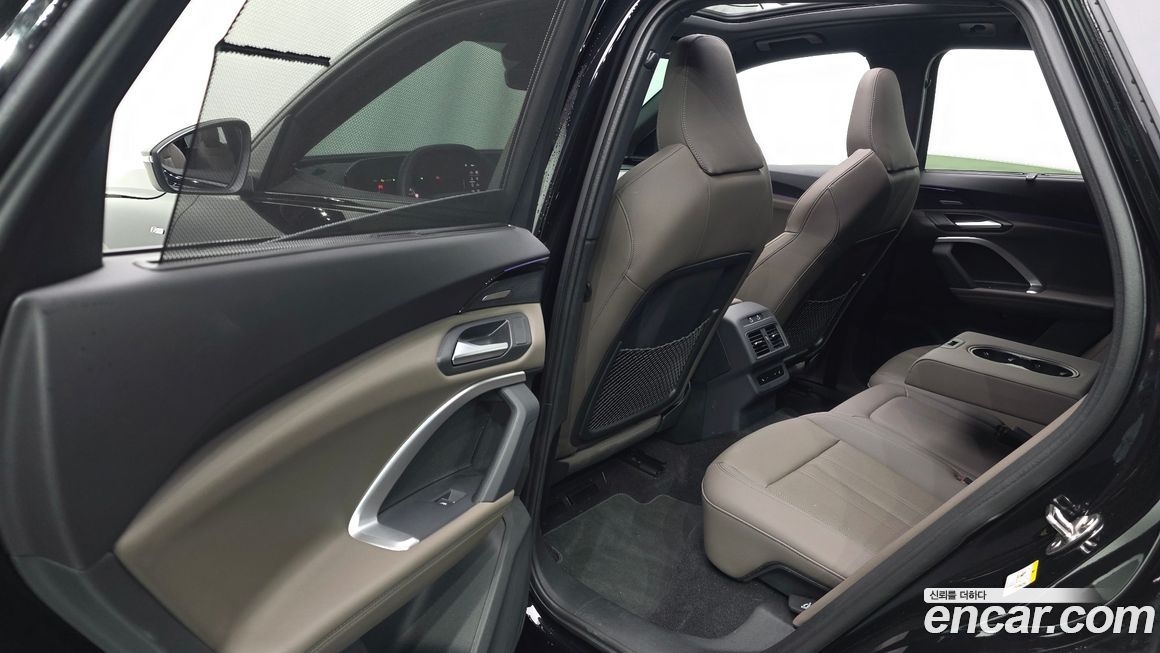 Audi Q5 2025