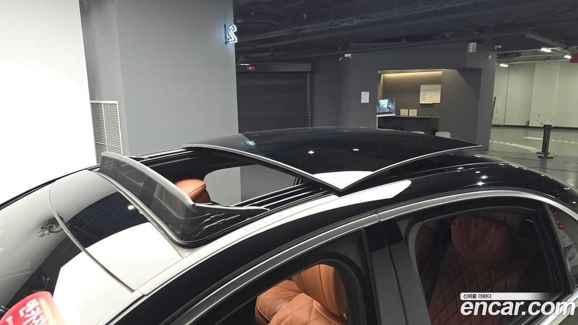 Mercedes-Benz S-Class 2022
