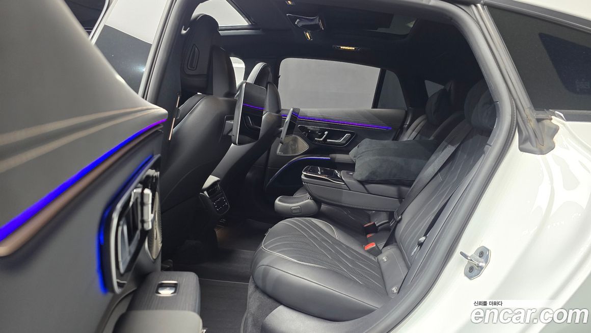 Mercedes-Benz EQS 2023