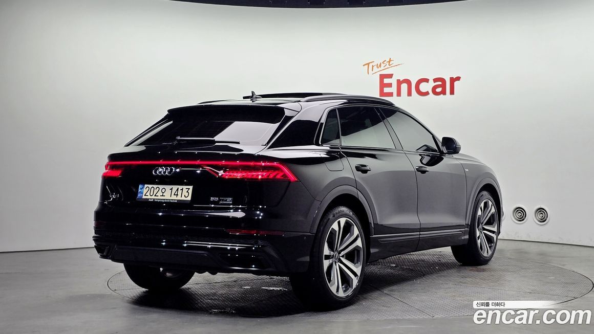 Audi Q8 2023