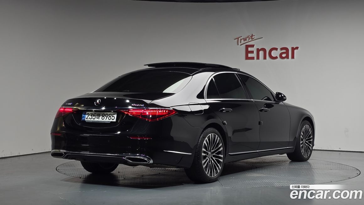 Mercedes-Benz S-Class 2022