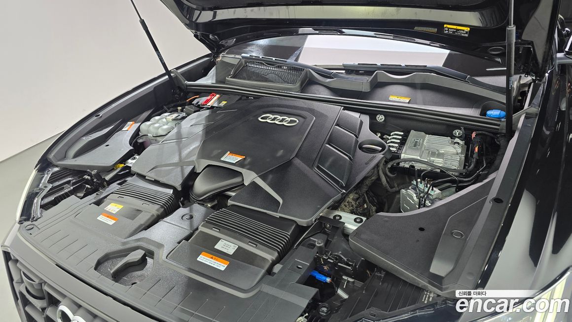 Audi Q8 2023