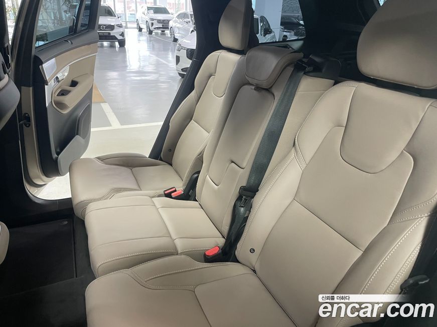 Volvo XC90 2026