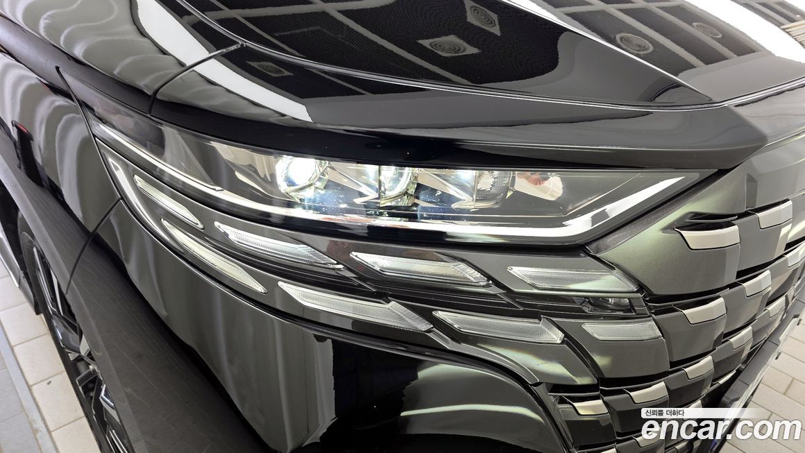 Toyota Alphard 2025