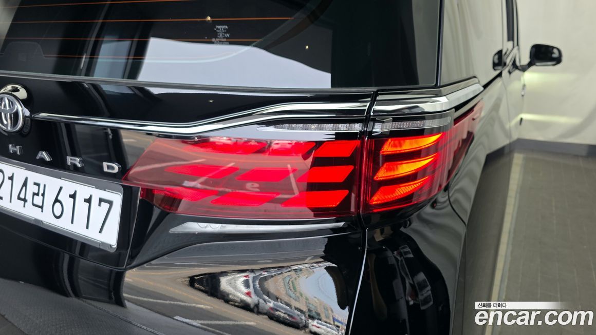Toyota Alphard 2025