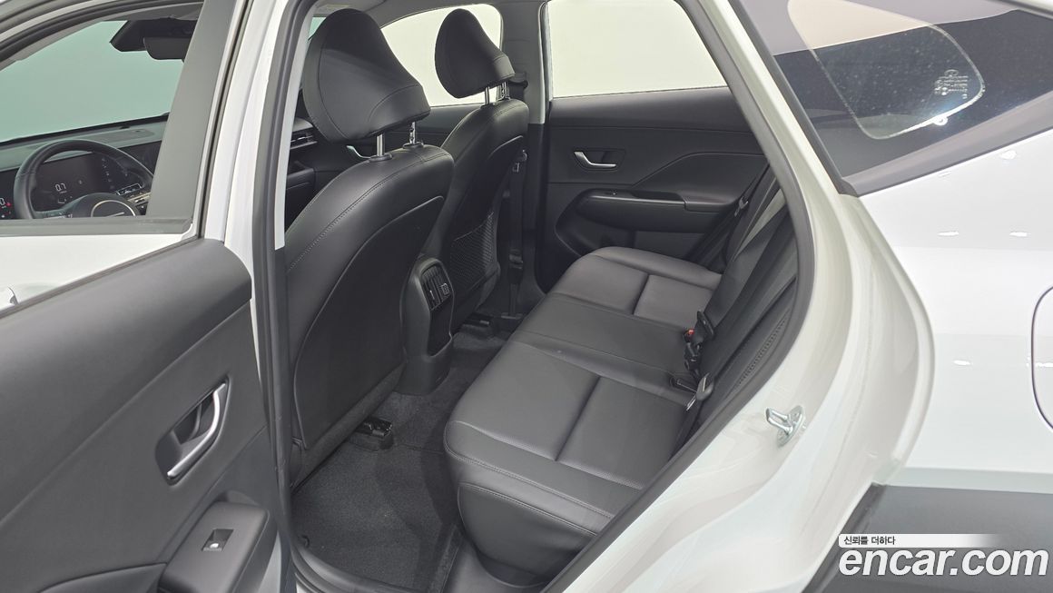 Hyundai Kona 2025