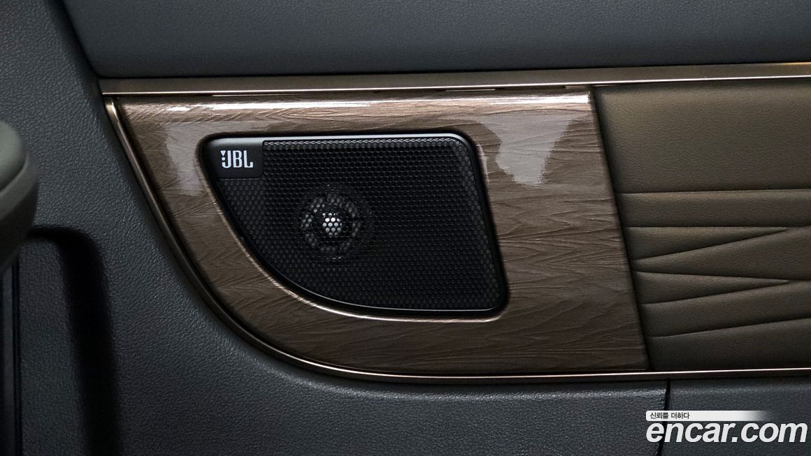 Toyota Alphard 2025