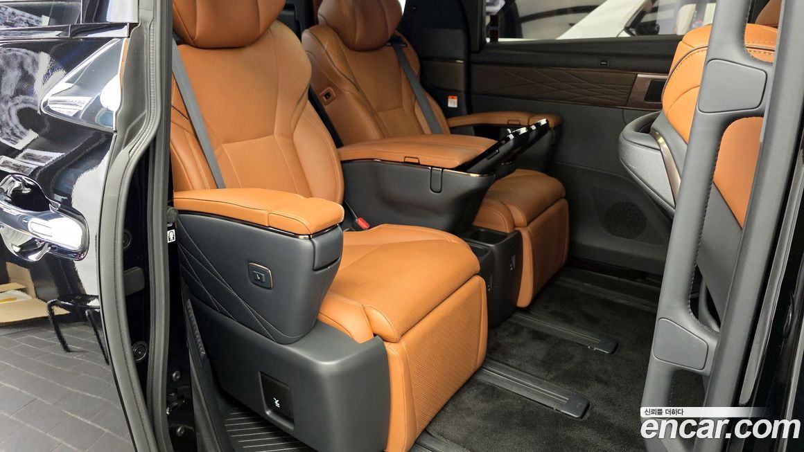 Toyota Alphard 2025